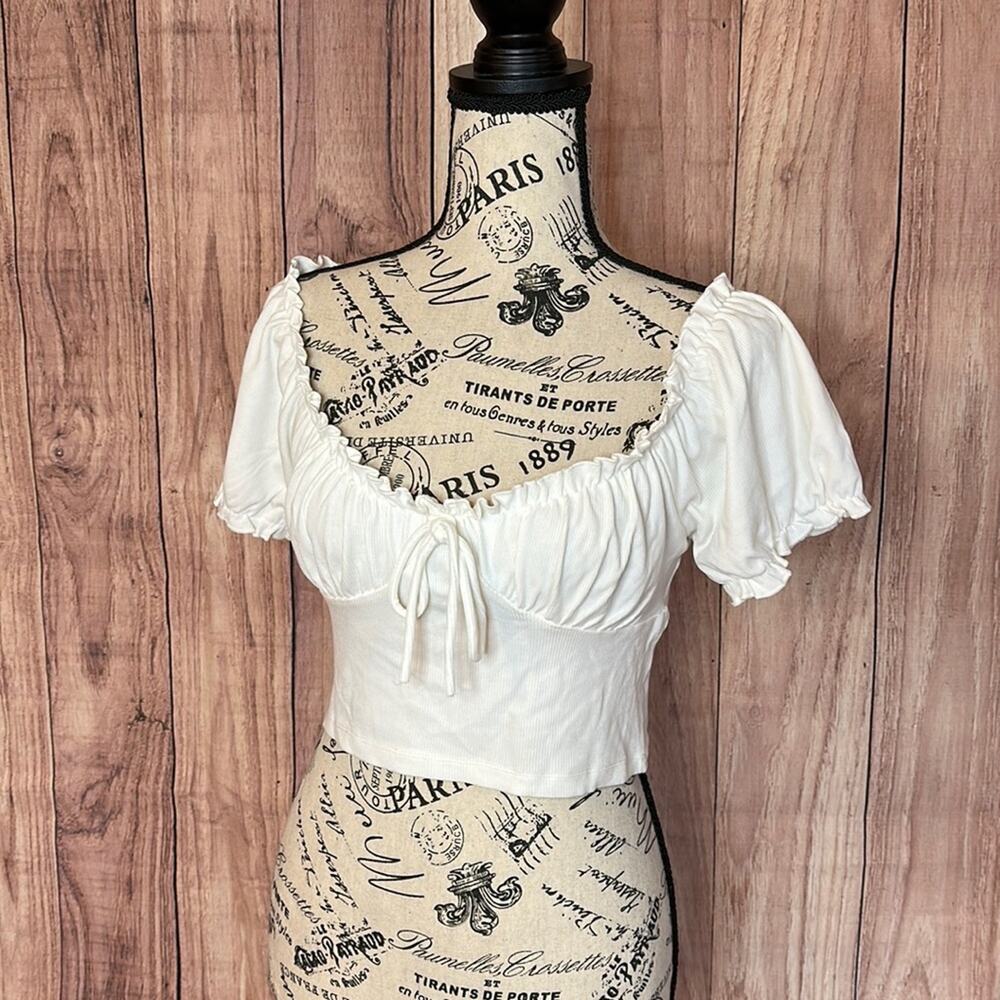 Lulu’s White Cropped Stretch Blouse, Sz L